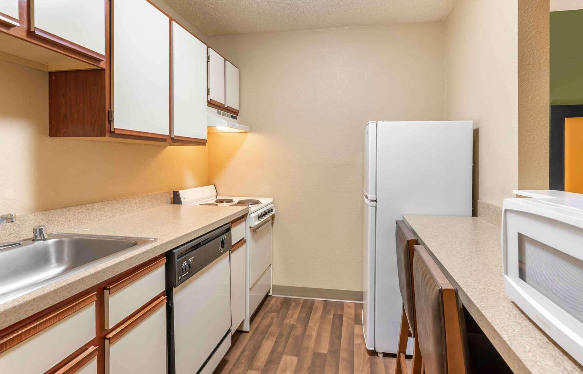 Extended Stay America Select Suites - Richmond - Innsbrook מראה חיצוני תמונה